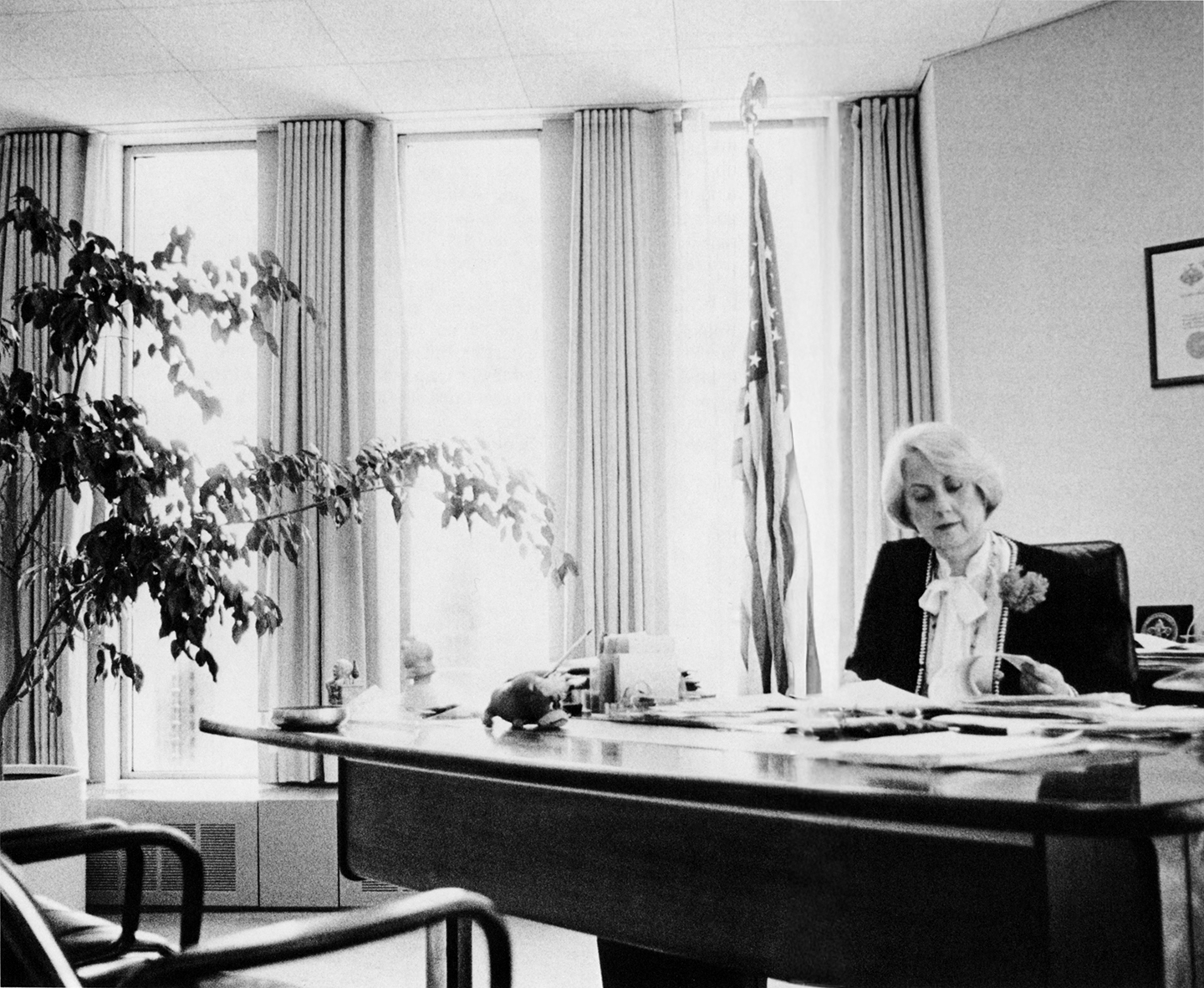 Muriel Siebert, portrait.